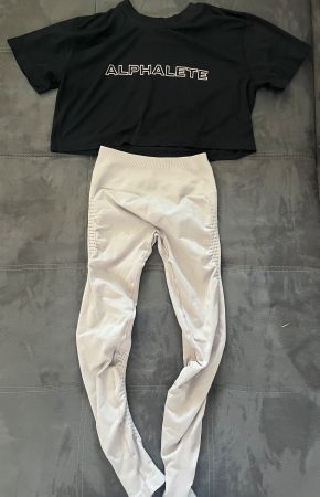 Alphalete Scrunch Leggings Damen Gr. XS – High Waist – Sport