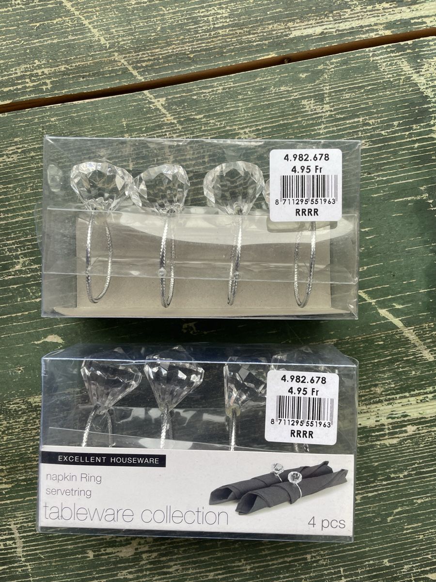 Sonstige Dekorationen & Accessoires: Serviettenringe – Neu und originalverpackt aus Basel von Blumi_13