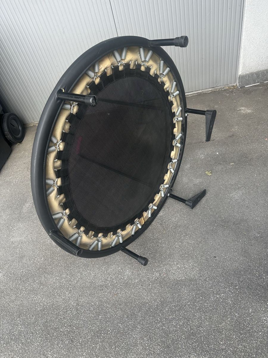 Trampoline: Fitness Trampolin mit Griff ca. 102cm – Gebraucht aus Reiden von Party71 5