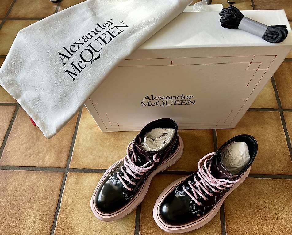 Alexander Mcqueen Scarpe da donna: Alexander McQueen Stiefel gr 38 – Usato da Lachen SZ venduto da sim_ntp2 2
