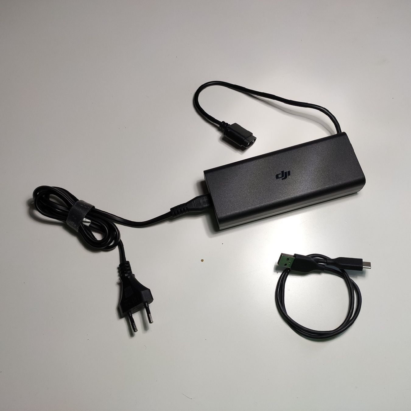 DJI RC Kits de montage: DJI FPV Ladegerät (NEU/Original!) – Neuf (Voir description) à Zürich par Biedermann23