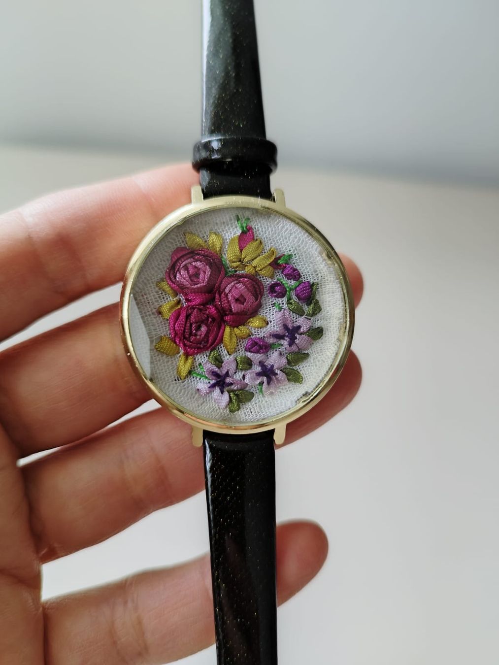 Bracciali & Braccialetti: Bracelet en forme de montre – Nuovo e nell'imballaggio originale da Arnex-sur-Orbe venduto da can_97vn 6