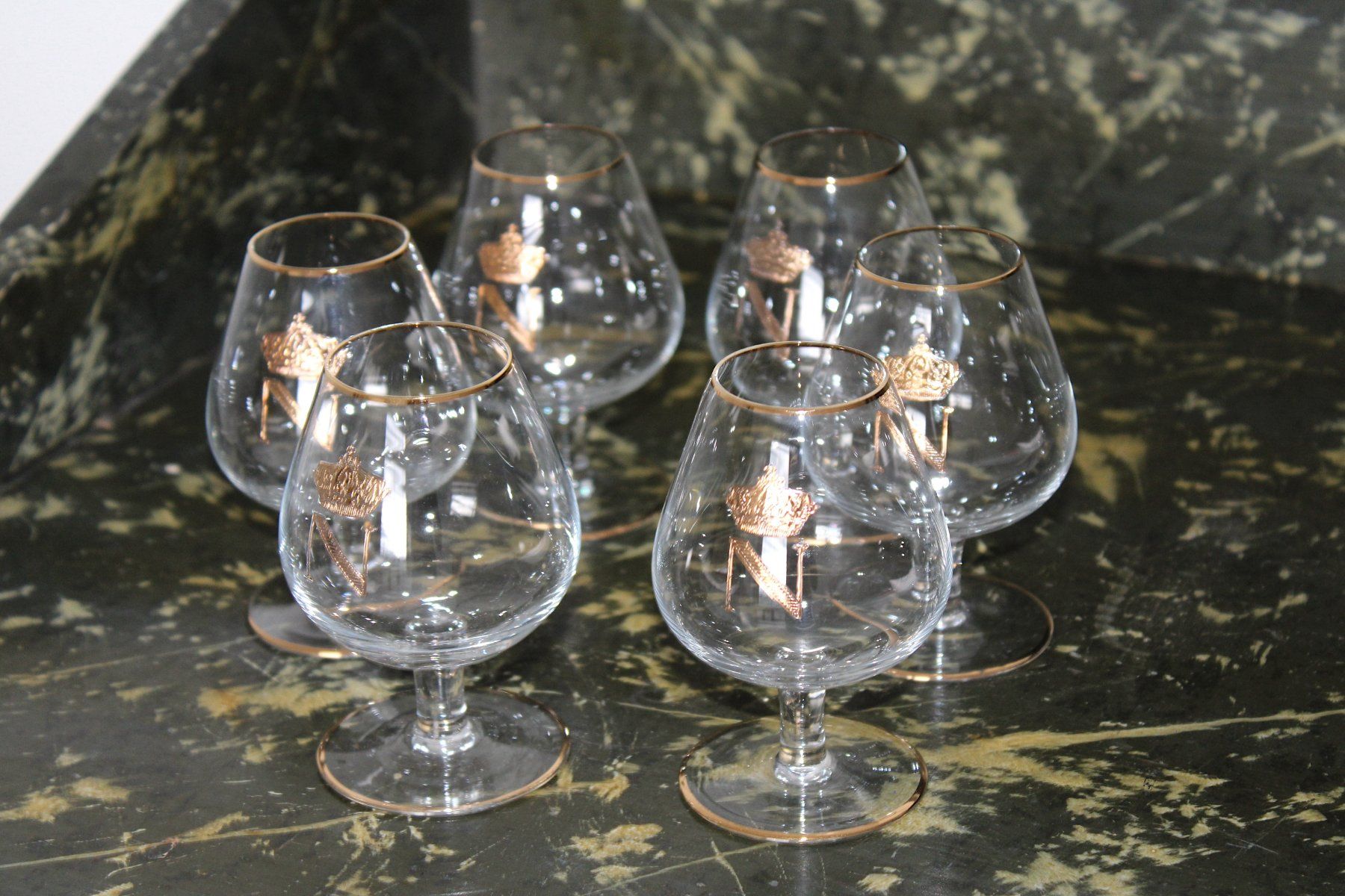 Verres: Kleine Cognacschwenker. – D'occasion à Locarno par fripui