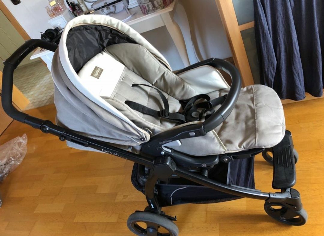 Peg Perego Carrozzine: Peg Perego Book Plus 3-in-1 Kinderwagen-Set – Usato da Bürglen TG venduto da ici_5dcg 2
