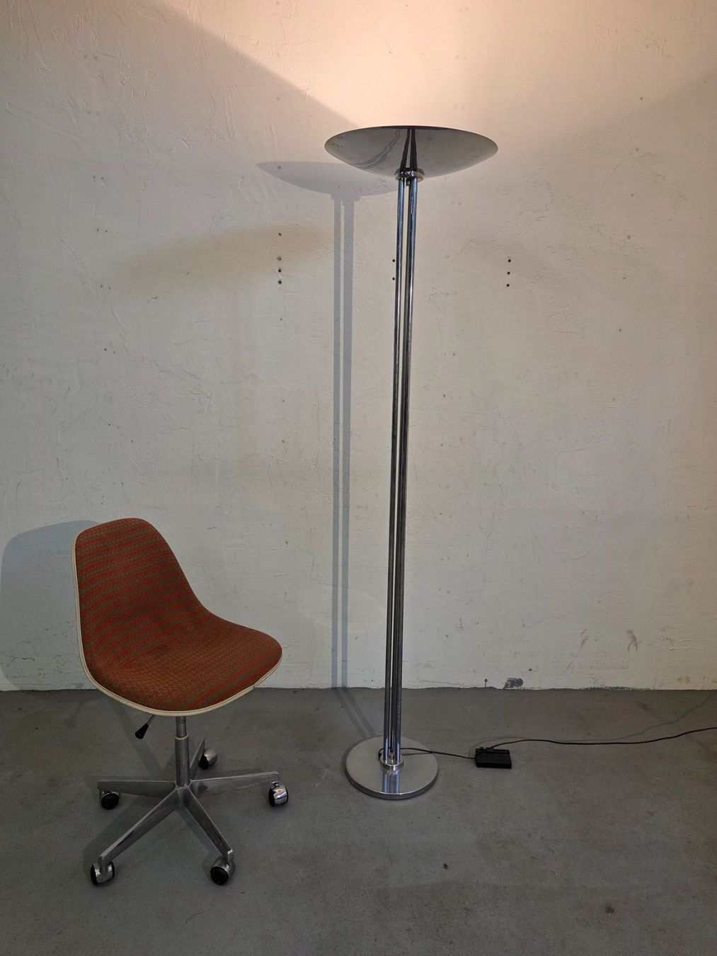 Lampade: 35.) ital. Stehlampe – Usato da Zürich venduto da PeterPanama 1
