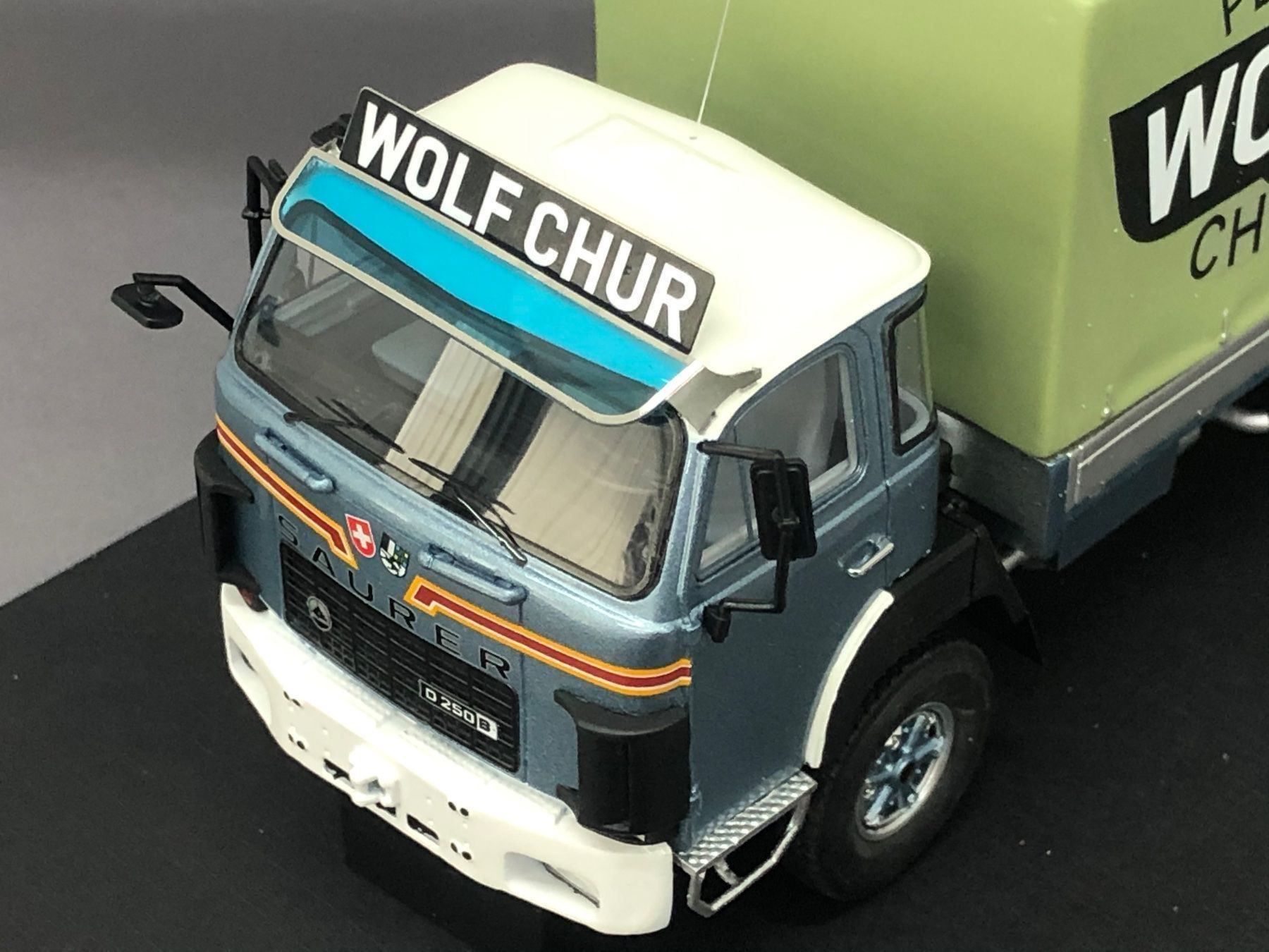 Saurer Modellini d'auto: SAURER D250B Wolf Chur ACE 1:43 – Nuovo e nell'imballaggio originale da Luzern venduto da aa43modelcars-Luzern 7