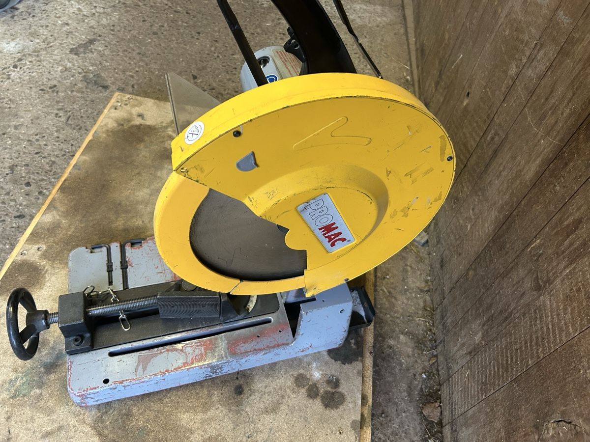 Promac Tutte le macchine: Promac Metallkreissäge – Usato da kehrsatz venduto da joc_lb6v 1