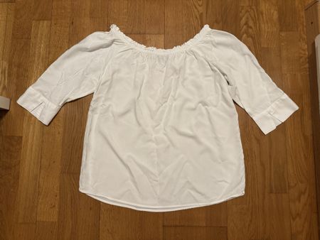 Weisse Carmenbluse Gr. 40 Street One.