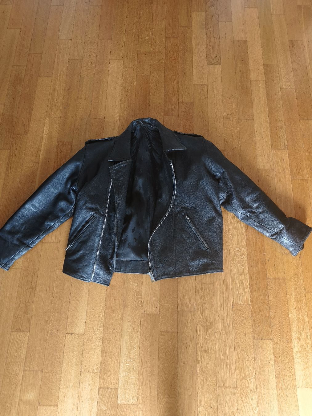 Giacche: Lederjacke schwarz – Usato da Luzern venduto da Schneuger1 3