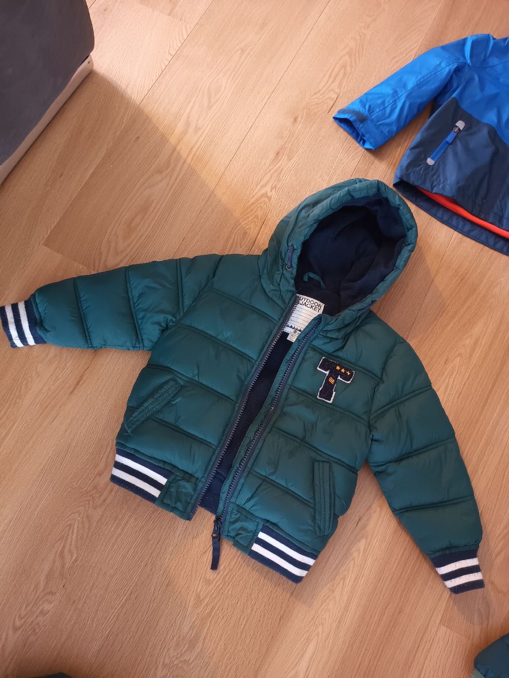 Vertbaudet Giacche & Cappotti: Veste enfant 94 – Nuovo (secondo la descrizione) da Chavannes-de-Bogis venduto da Skyhawk3