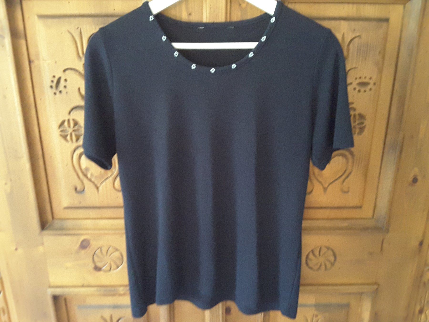 T-Shirts: Damen T'Shirt Gr.M – Gebraucht aus Boppelsen von tigimohrli