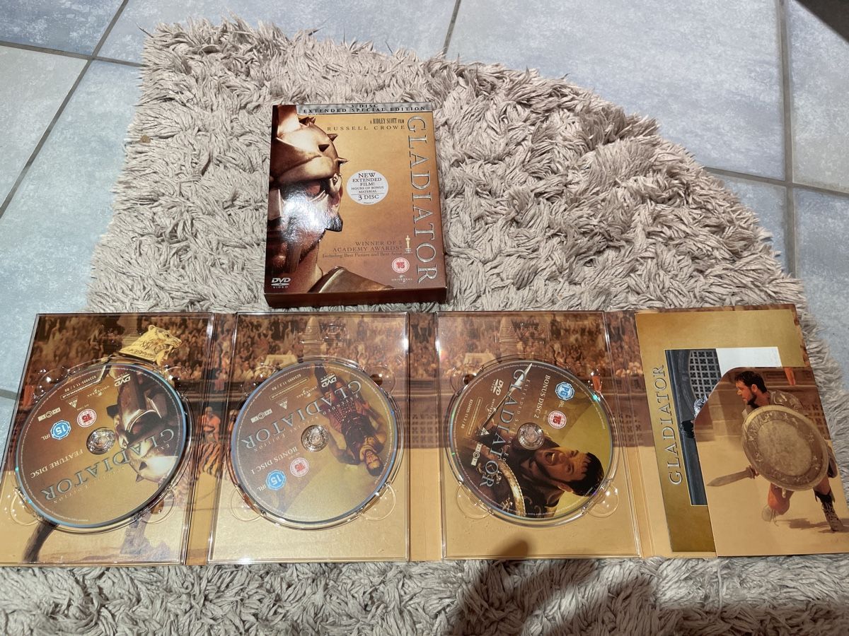 Tutti i DVDs: Gladiator - Extended Edition 3-Disc DVD Box, Top Zustand! – Usato da Unterkulm venduto da AnoliOccasion 1