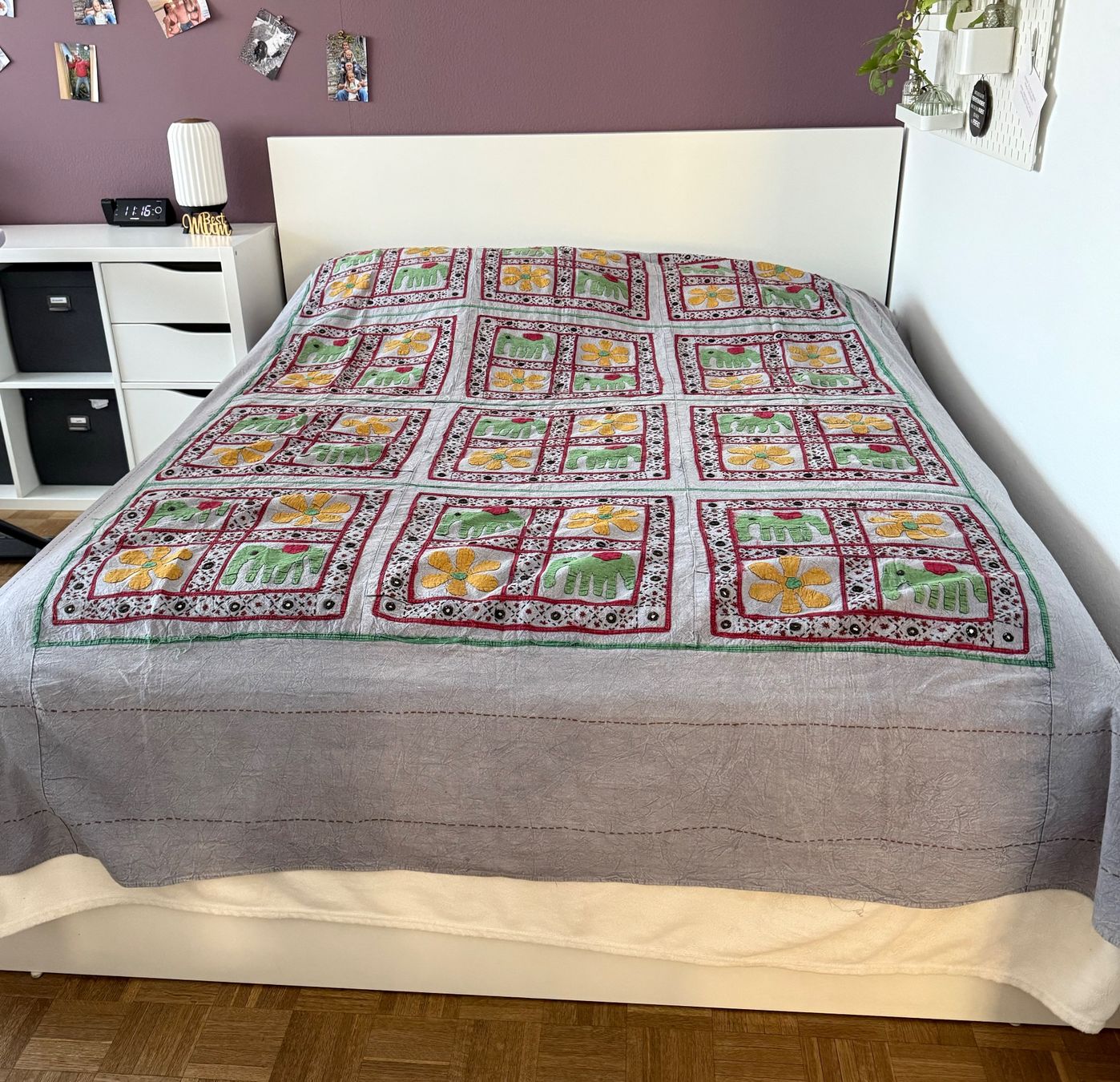 Coperte: Tagesdecke indisch Elefanten Blumenmuster – Usato da Basel venduto da karpfen17