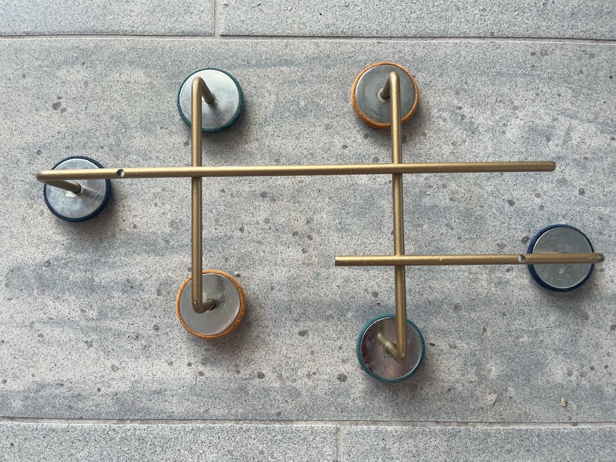 Guardaroba: Coat Hook Gold Metal with Colourful fabric Ends – Usato da Hedingen venduto da ELLIECURR 3