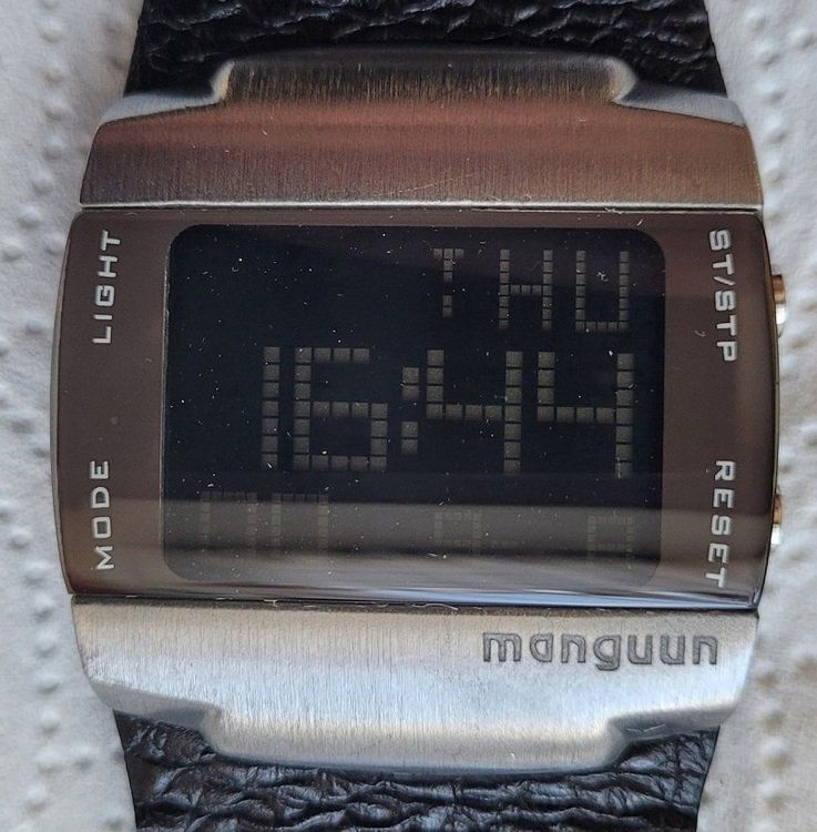 Manguun Herrenuhr Digital Schwarz /Braun Lederband Digital