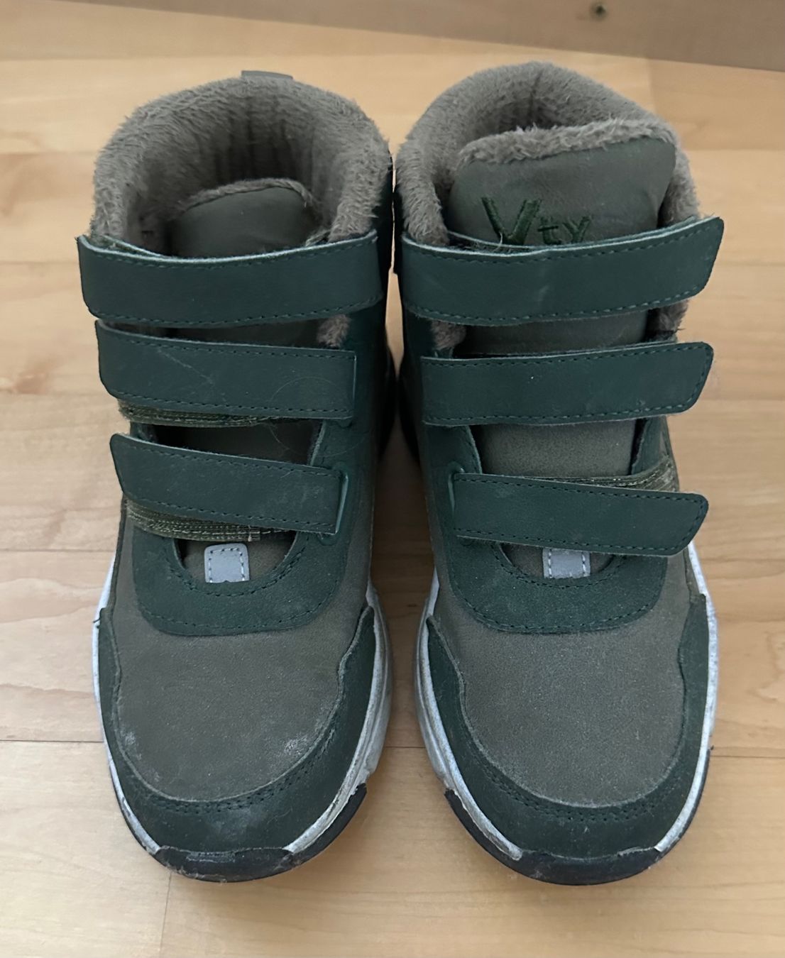 Scarpe per ragazzi: Schuhe Gr. 32 – Usato da Oensingen venduto da dorian07 1