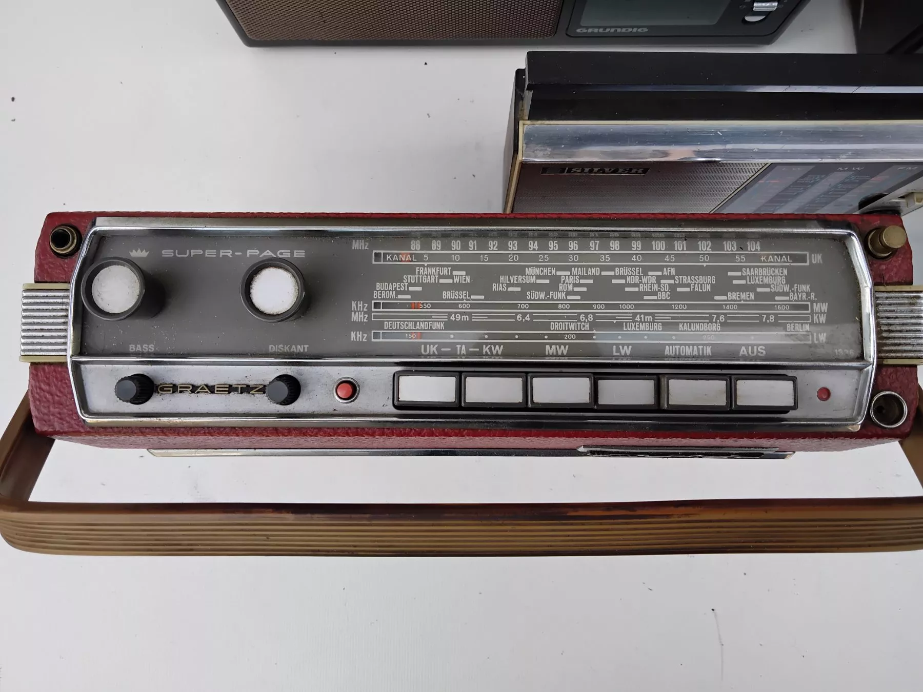 Radio: Transistoradios Henkelware – Difettoso da Nuglar venduto da lampa-radio 4