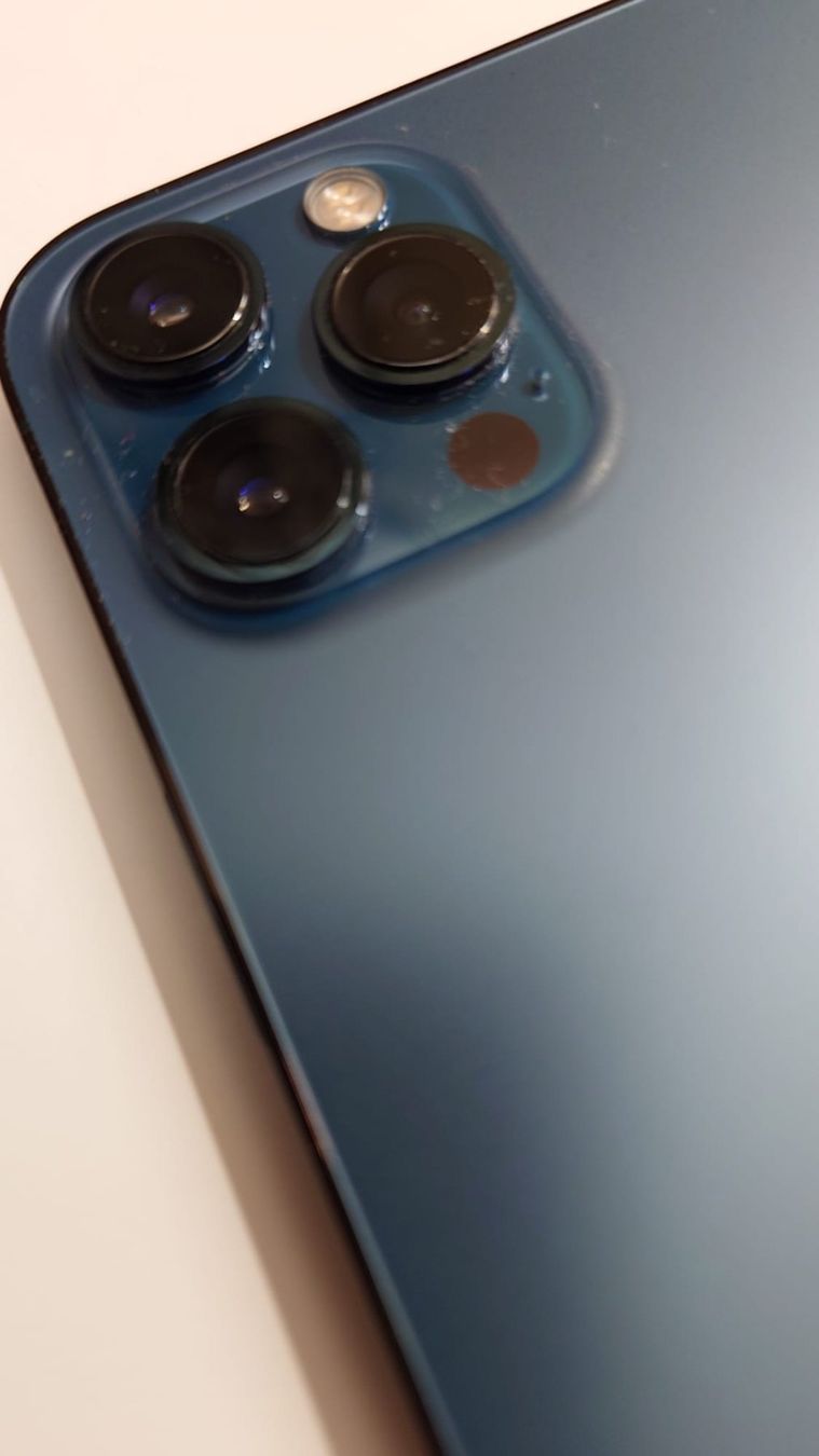 Apple Telefoni cellulari / Smartphones: iPhone 12 Pro Max 256 GB Pazifikblau – Usato da Riehen venduto da katep75 2