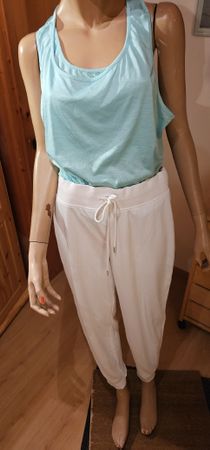 Weisse  Jogginghose  gr.L mit Top