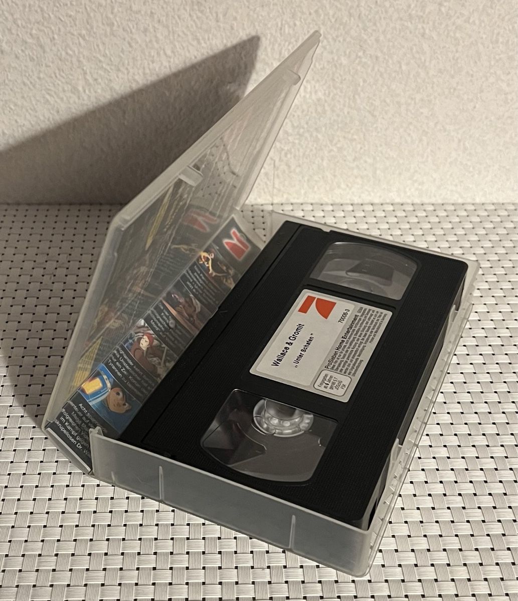 Tutti i VHS: Wallace & Gromit - Unter Schafen (VHS) – Usato da Flawil venduto da NiceT 3