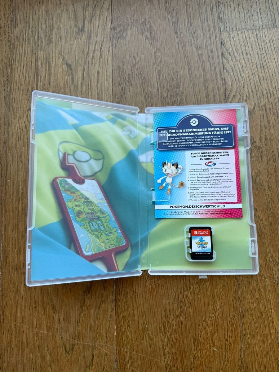 Pokémon Giochi: Pokemon Schwert / Nintendo Switch – Usato da Läufelfingen venduto da Seraphim13 2