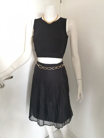 🤩MANGO NEW YORK LIMITED EDITION PLISSE ROCK SCHWARZ