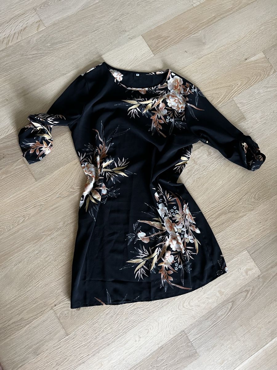 Kleider: Schönes Sommerkleid mit Blumenmuster, s-l – Gebraucht aus Staad SG von Chirrari 2