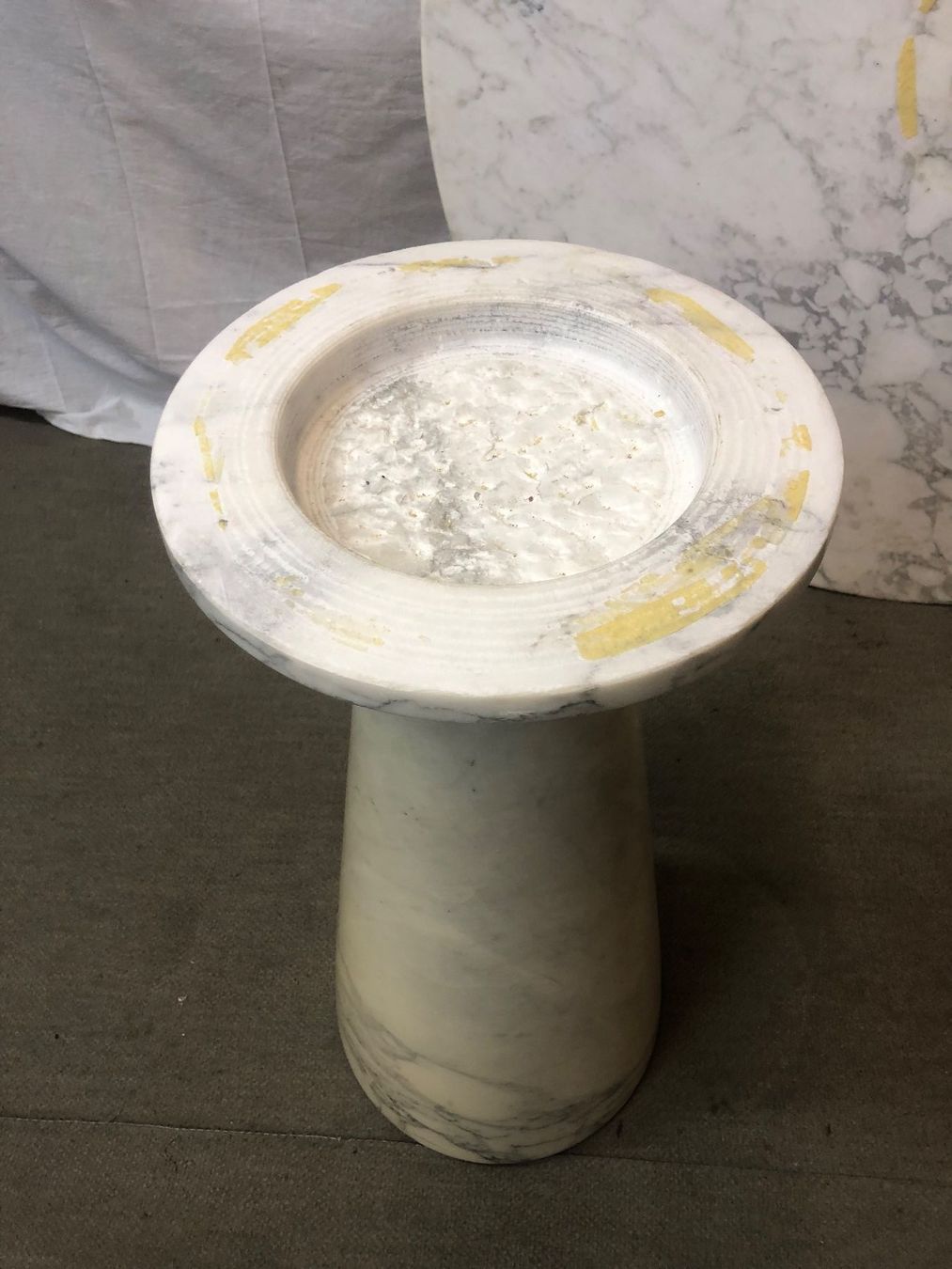 Tavoli: Runder Marmortisch Tulpenform; 120cm Durchmesser – Usato da Brunnen venduto da Allerwaren 7