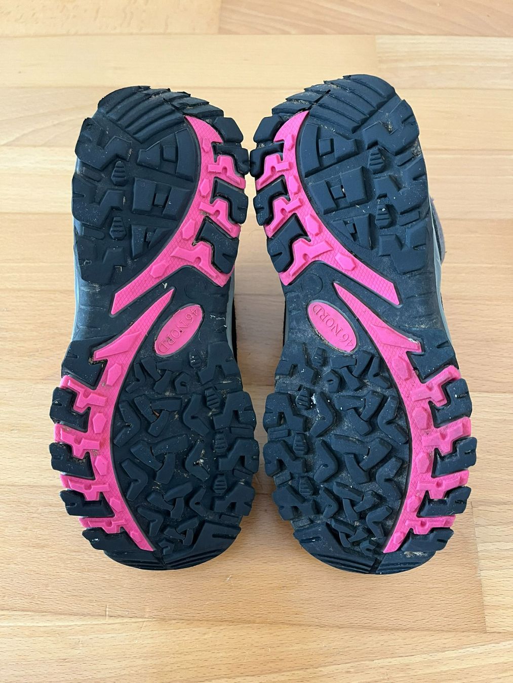 46 Nord Schuhe für Mädchen: 46 Nord Wanderschuhe - Grösse 35 – Gebraucht aus Muttenz von Juvenile33 5