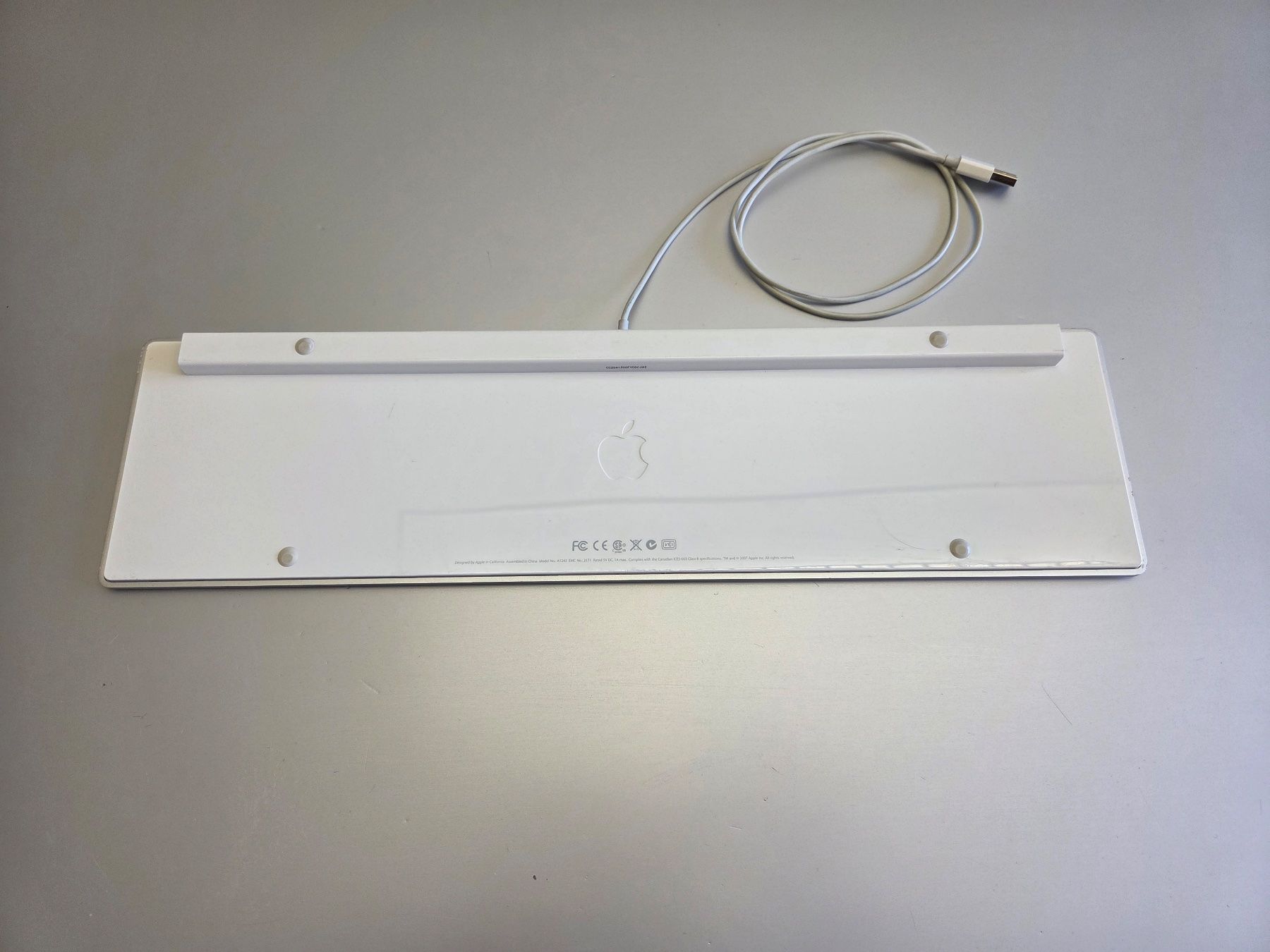 Apple Tastaturen: Tastatur Schweizerlayout mit Ziffernblock – Gebraucht aus Zürich von ong8 1