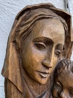 Vintage Madonna-Statue mit Jesuskind, handgeschnitzte Holzsk