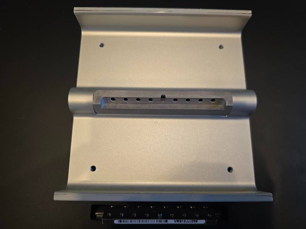 Unità & Adattatore: Apple Vesa Mount Adapter, Original – Nuovo e nell'imballaggio originale da Pfeffingen venduto da rov_9frp 2