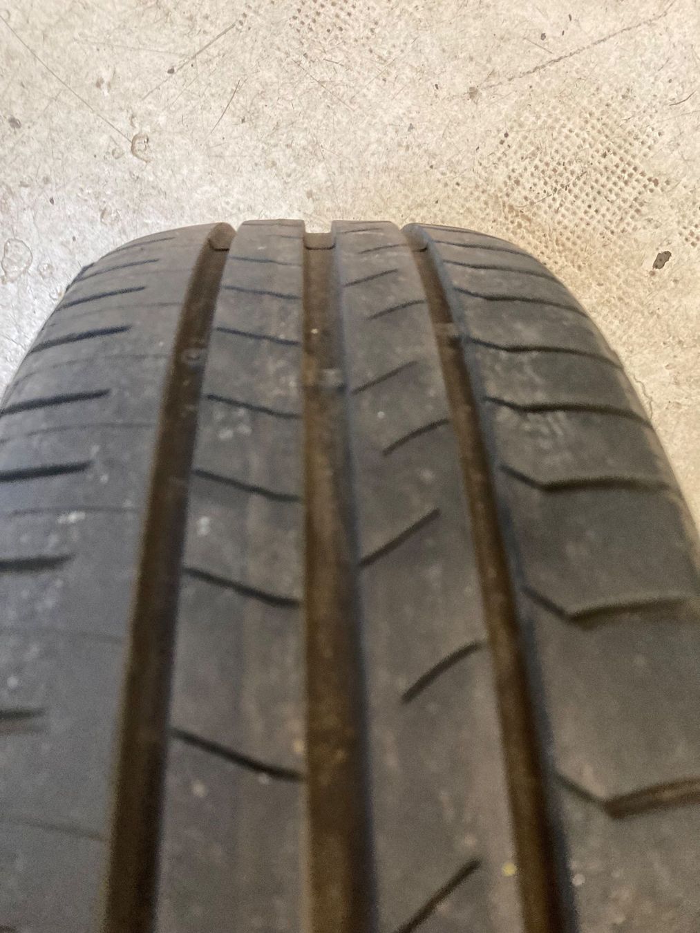 Suzuki Pneus & Roues: Suzuki Swift Sommerräder – D'occasion à Zullwil par Jeep-Toledo 3