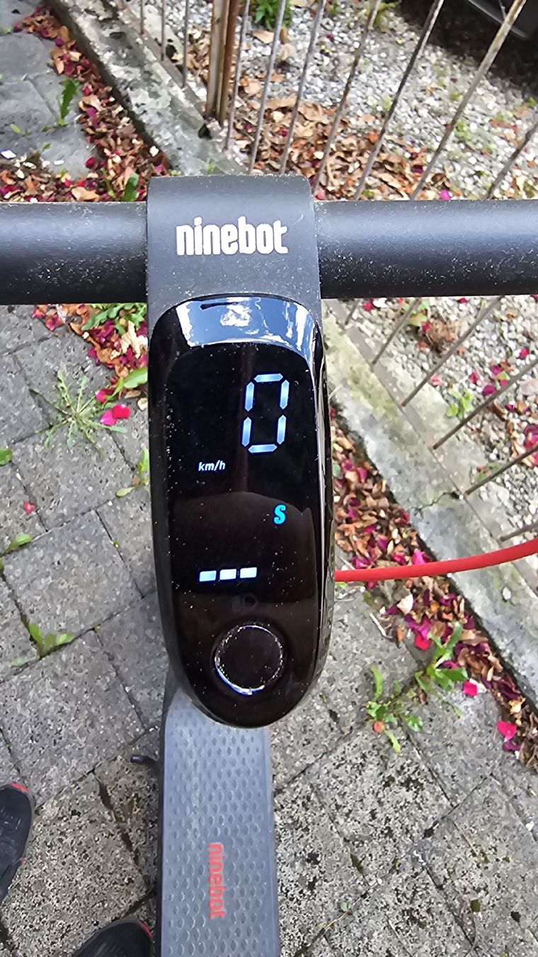 Voiturettes électriques: Ninebot E-Roller – D'occasion à Oberriet SG par stoopdario 1