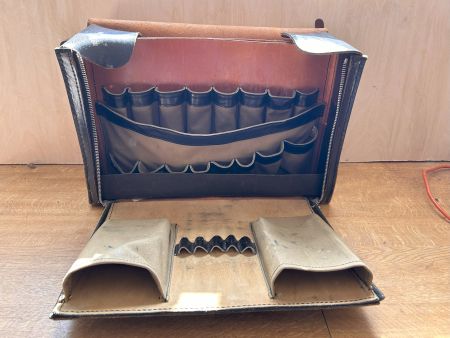Werkzeugtasche aus Leder