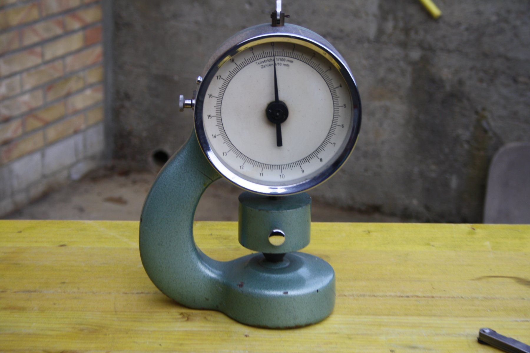 Misurare: MIKROMETER GROSSES STAND MIKROMETER ANTIK? – Usato da Wauwil venduto da Pneuedy 1