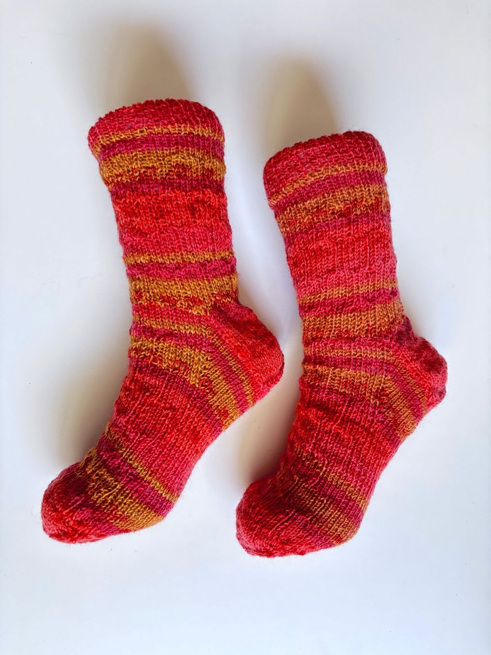 Calze: Weiche handgestrickte Socken, Grösse 43-45 – Nuovo e nell'imballaggio originale da Fislisbach venduto da handglismet