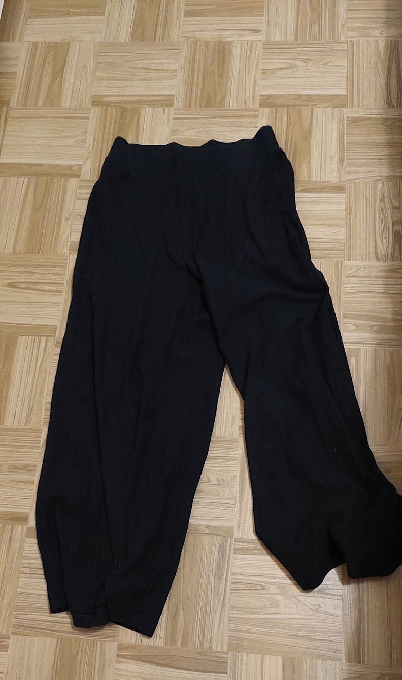 Pantaloni: leichte schöne Stoffhose – Nuovo (secondo la descrizione) da Unterbäch VS venduto da Nifadi