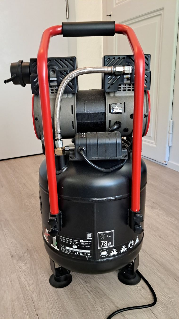 Einhell Compresseurs: Compresseur Einhell TE-AC 135/24 Silent Plus – D'occasion à Neuchâtel par seb_pwr8 2