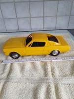 Altes Spielzeugautos Ford Mustang 
