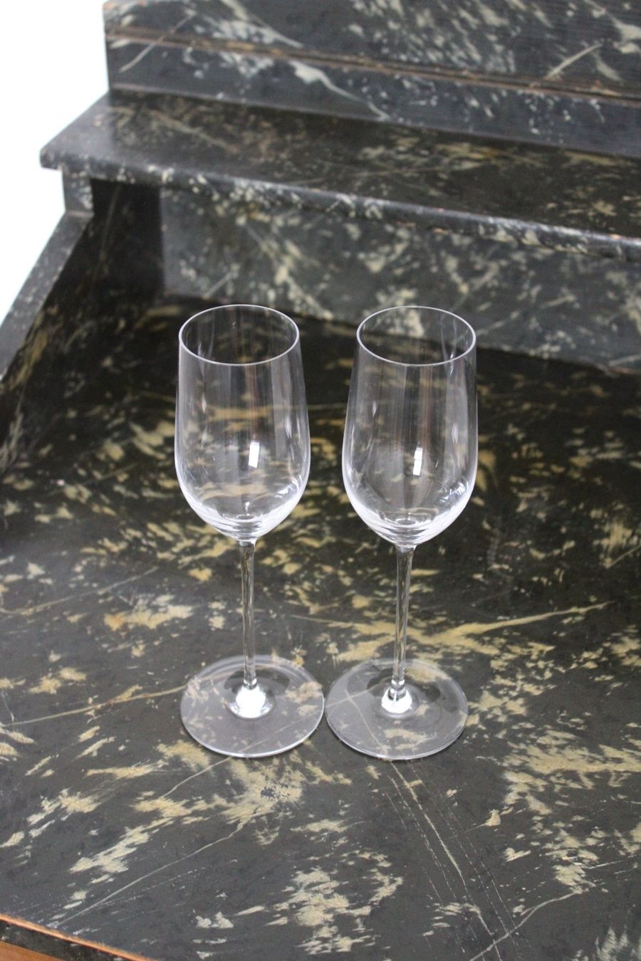 Verres: 2 Stielgläser – D'occasion à Locarno par fripui 2