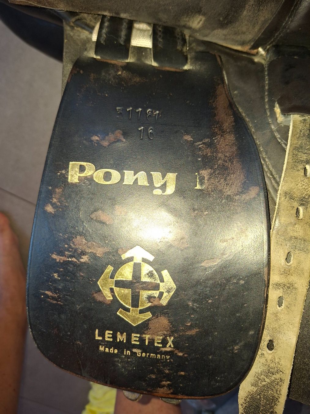 Selle & Accessori: Ponysattel schwarz 16 Zoll – Usato da Waldkirch venduto da Caddy1 3