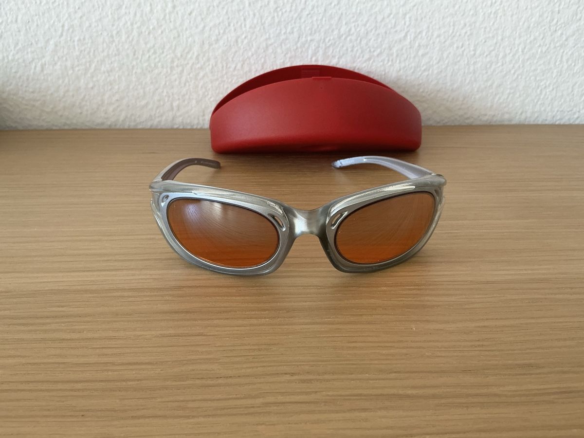 Puma Brillen & Gläser: Puma Sonnenbrille Silber mit Hülle – Gebraucht aus Bern von Laura_E 7