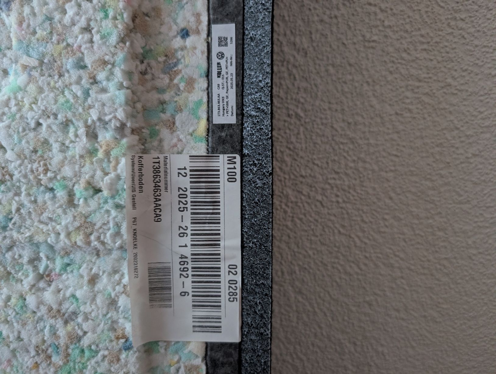 VW Tutti pezzi di ricambio auto: VW ID Buzz 1T3863463AACA9 Bodenbelag – Usato da Adliswil venduto da heiserhorn 2
