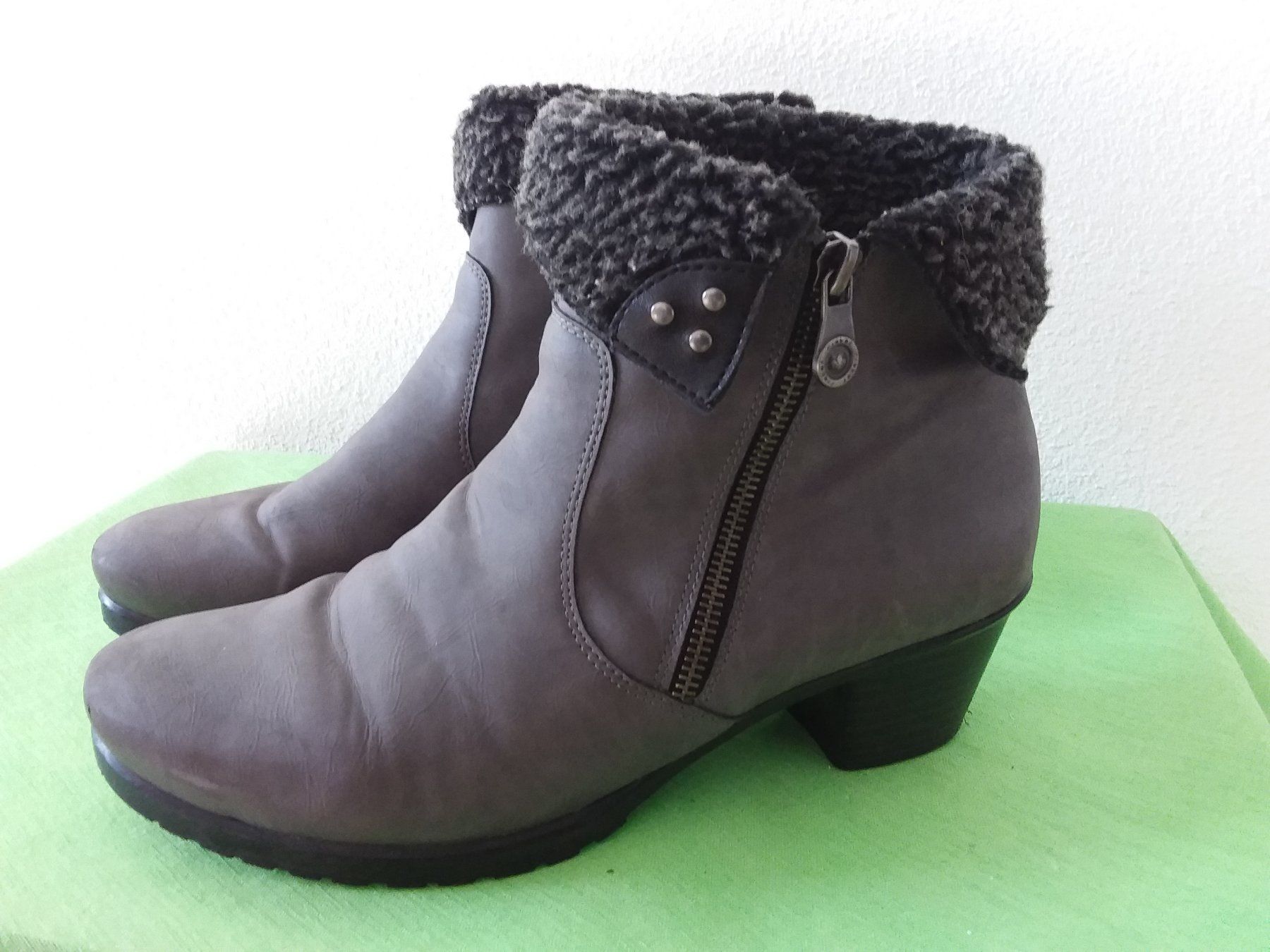 Rieker Scarpe da donna: RIEKER WINTER STIEFELETTEN, GR 40 – Usato da Uitikon Waldegg venduto da Risibisi7 1