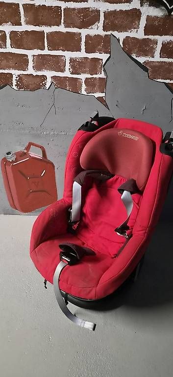 Auto-Kindersitze: Kindersitz Gratis! – Gebraucht aus Horw von arco35