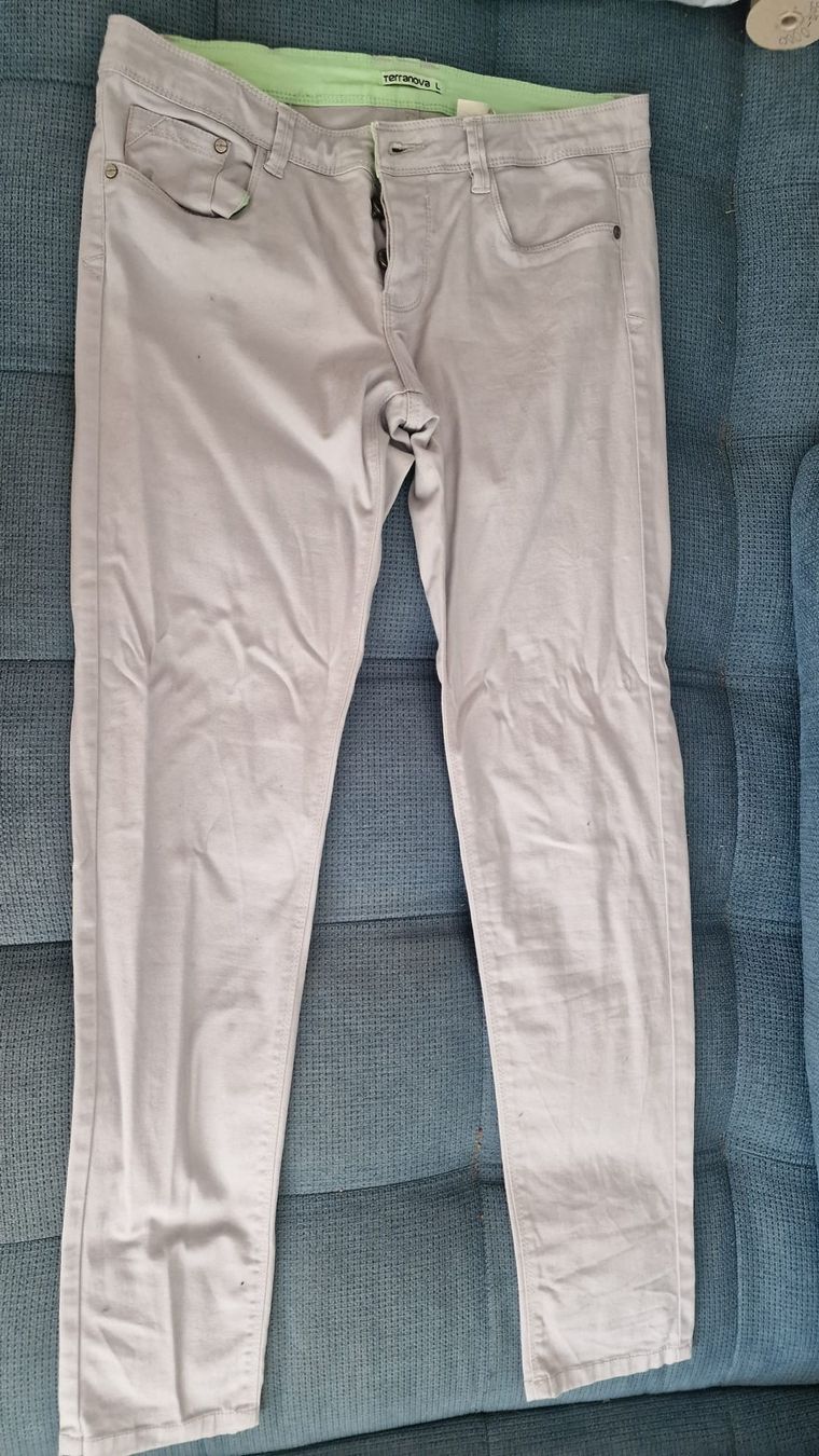 Pantaloni: Terranova Hose gr. L nwuwertig – Nuovo (secondo la descrizione) da St.Gallen venduto da Avena135