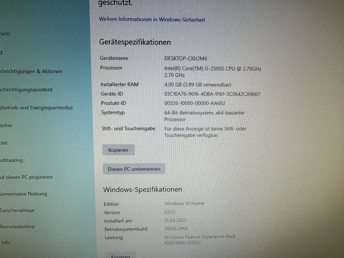 Hewlett Packard PC: HP Compaq 8200 Elite PC All-in-one – Usato da Luzern venduto da FrankGroebel
