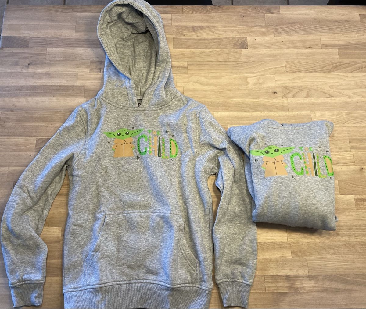 Pullover & Sweatshirts: 2x Pullover Star wars Grösse 146💚 – Neu (gemäss Beschreibung) aus Aeschi b. Spiez von nad_q6z2