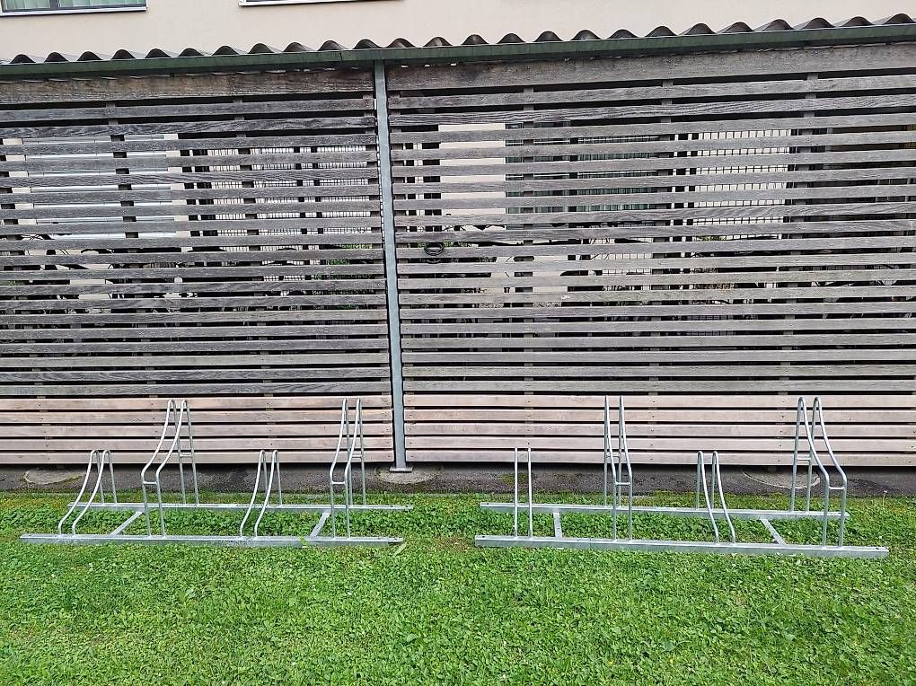 Cavalletti per biciclette: 4er Veloständer Velopa – Usato da Altdorf UR venduto da edithJ01 3